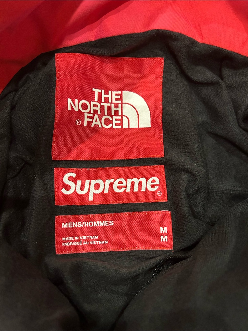 The North Face x Supreme Jacket - Black with Red Labels - Picture 2 of 4